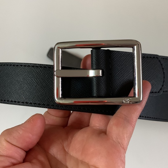 NWT Michael Kors 31MM Swivel RVS rectangle buckle leather Belt black size multi - Picture 2 of 9